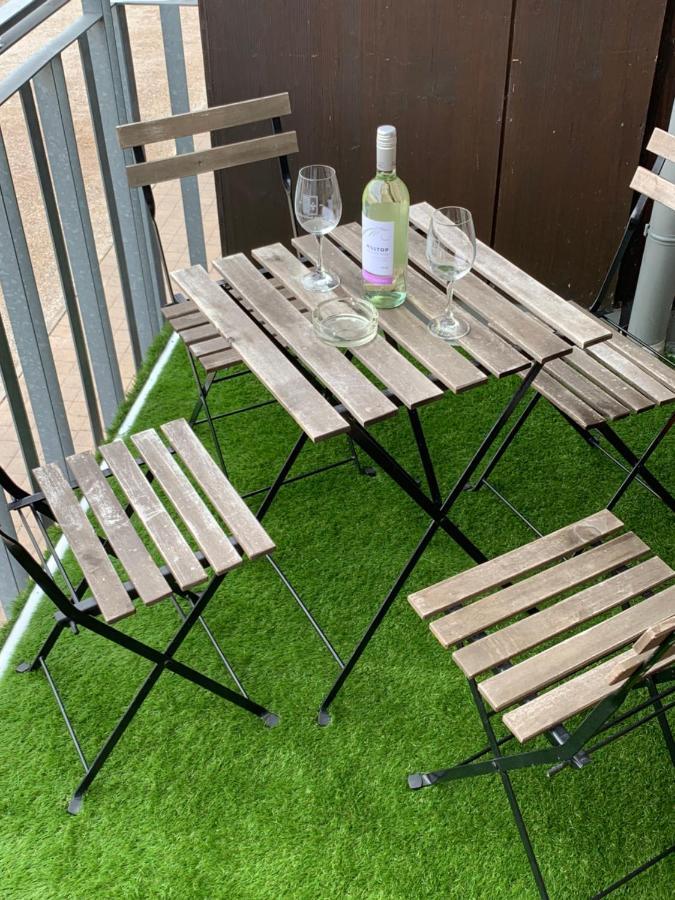 الشقق الفندقية بالاتونفوريدفي  Bilberry Apartman المظهر الخارجي الصورة