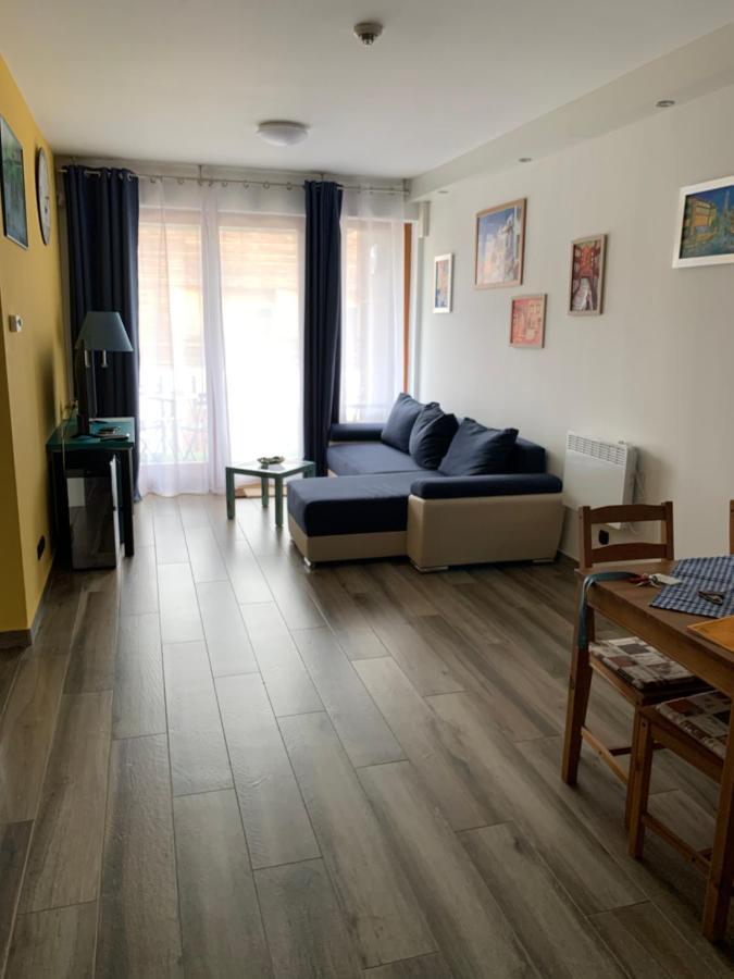 الشقق الفندقية بالاتونفوريدفي  Bilberry Apartman المظهر الخارجي الصورة