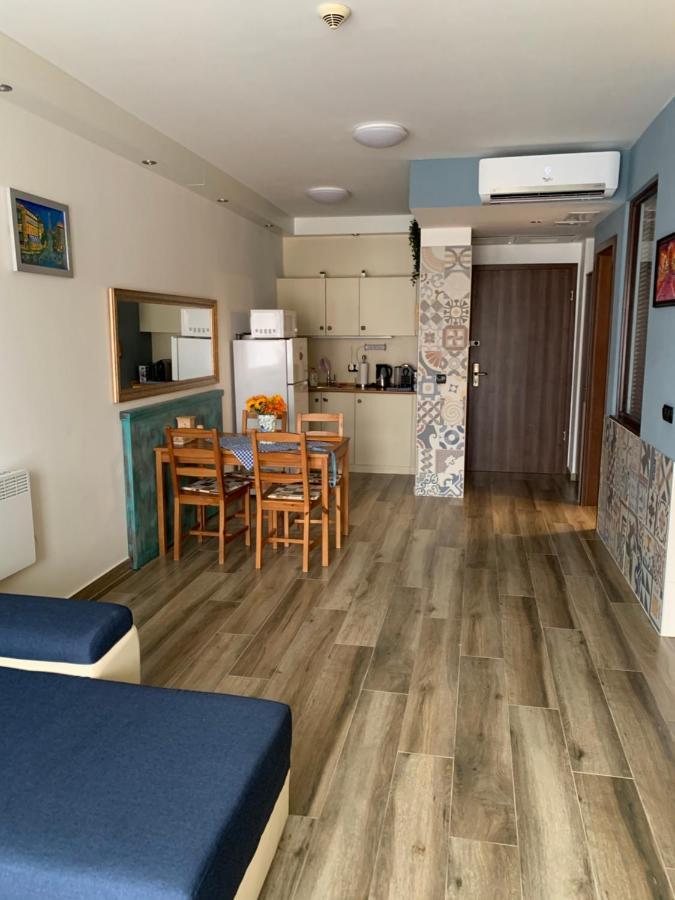 الشقق الفندقية بالاتونفوريدفي  Bilberry Apartman المظهر الخارجي الصورة