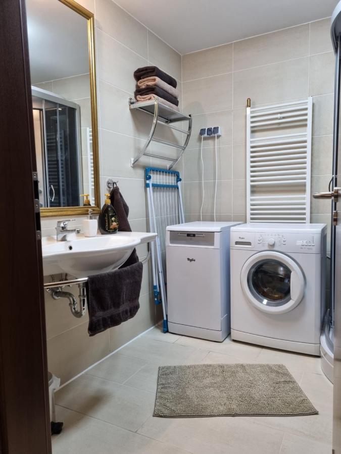 الشقق الفندقية بالاتونفوريدفي  Bilberry Apartman المظهر الخارجي الصورة